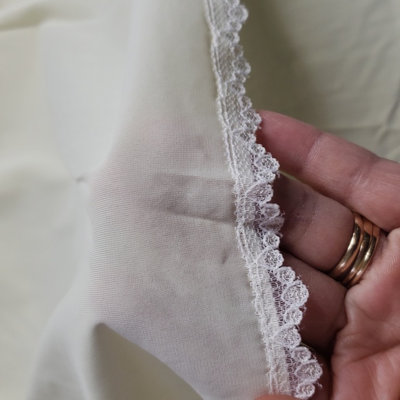 Vintage Shadowline Floral Embroidered Lacey Nylon Night Gown Dress Size M Yellow - Picture 12 of 14